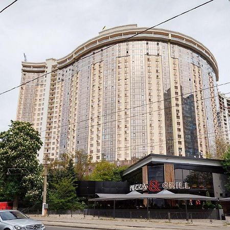 White Apartment In 12 Floor Odessa Luaran gambar