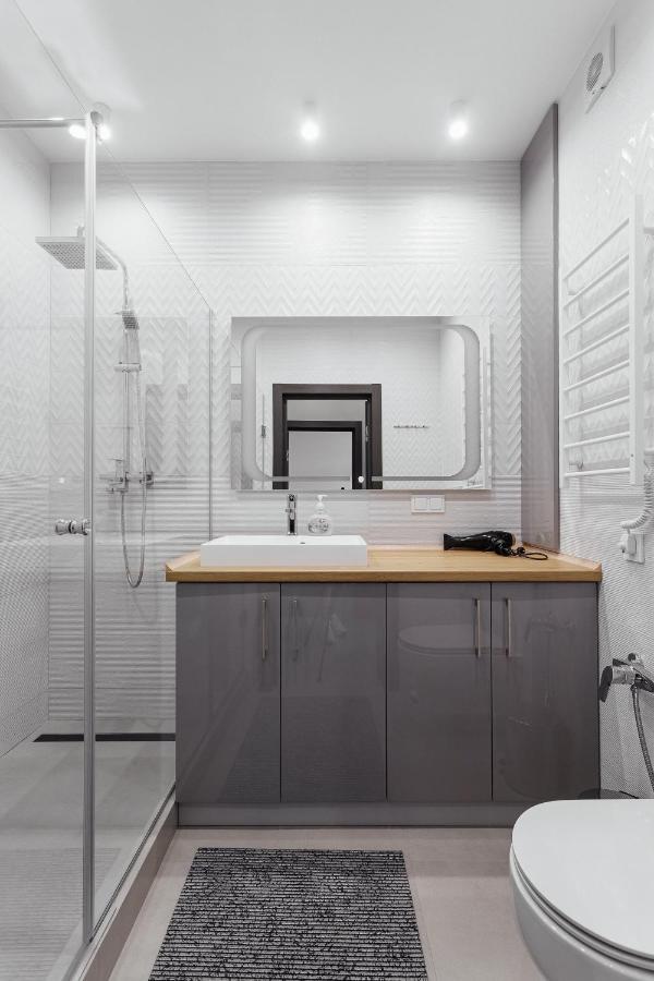 White Apartment In 12 Floor Odessa Luaran gambar